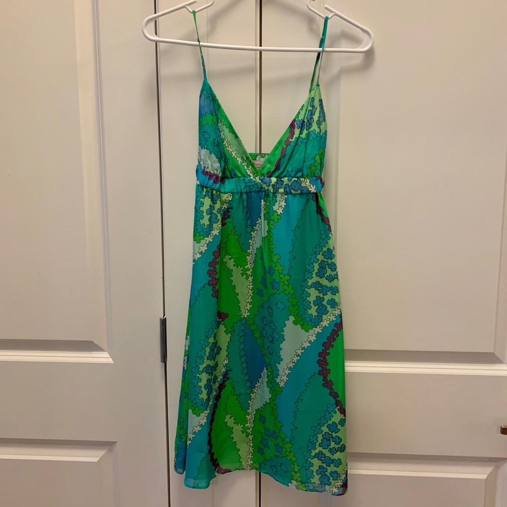 Vintage 100% silk dress. Size XS.
